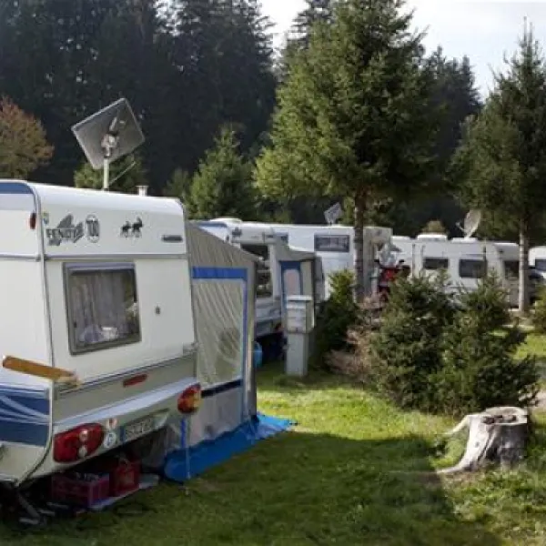 camping-residence-corones-rasenantholz-ci12m