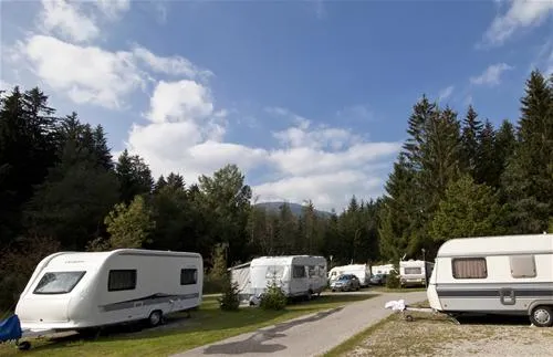 camping-residence-corones-rasenantholz-gjwrc