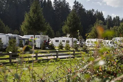 camping-residence-corones-rasenantholz-lt4ob