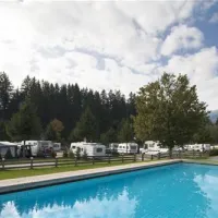 camping-residence-corones-rasenantholz-m7r10