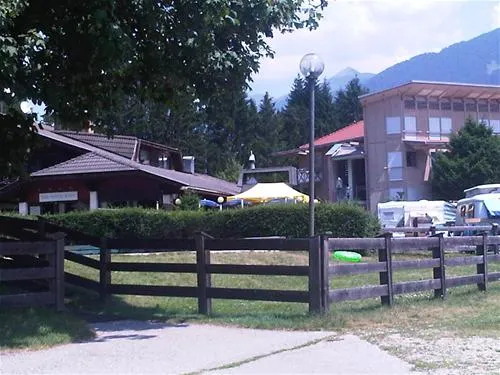 camping-residence-corones-rasenantholz-sfkos
