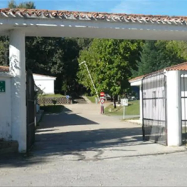 camping-carlos-i-cuacos-de-yuste-h42s0