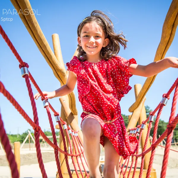 camping-le-pin-parasol-la-chapelle-hermier-bqmaw