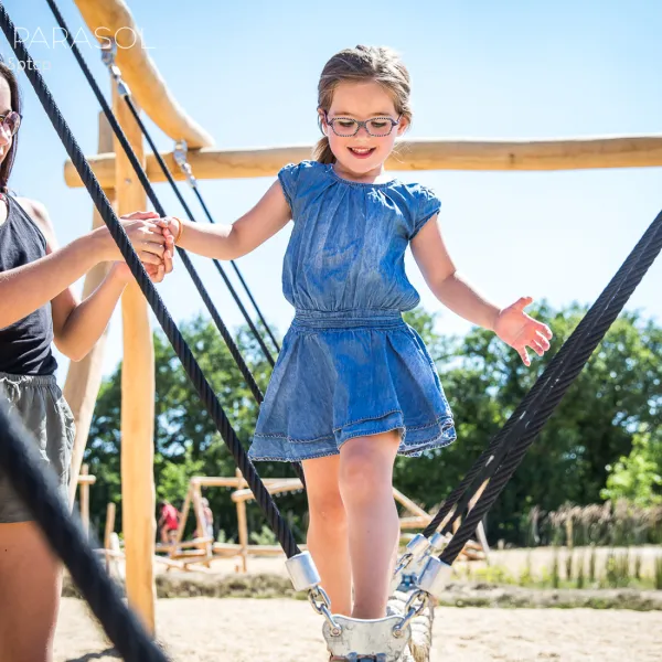 camping-le-pin-parasol-la-chapelle-hermier-svlsu