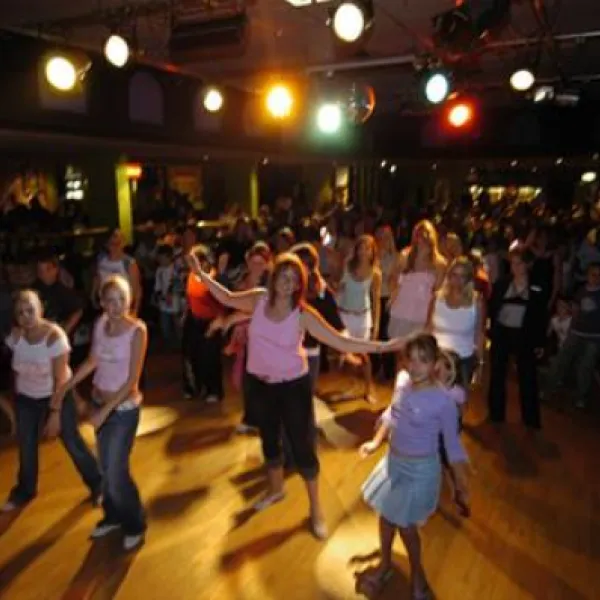 brynowen-holiday-park-aberystwyth-cpoyj