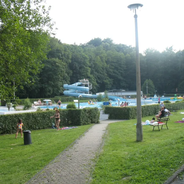 am-waldbad-colditz-sqy6m