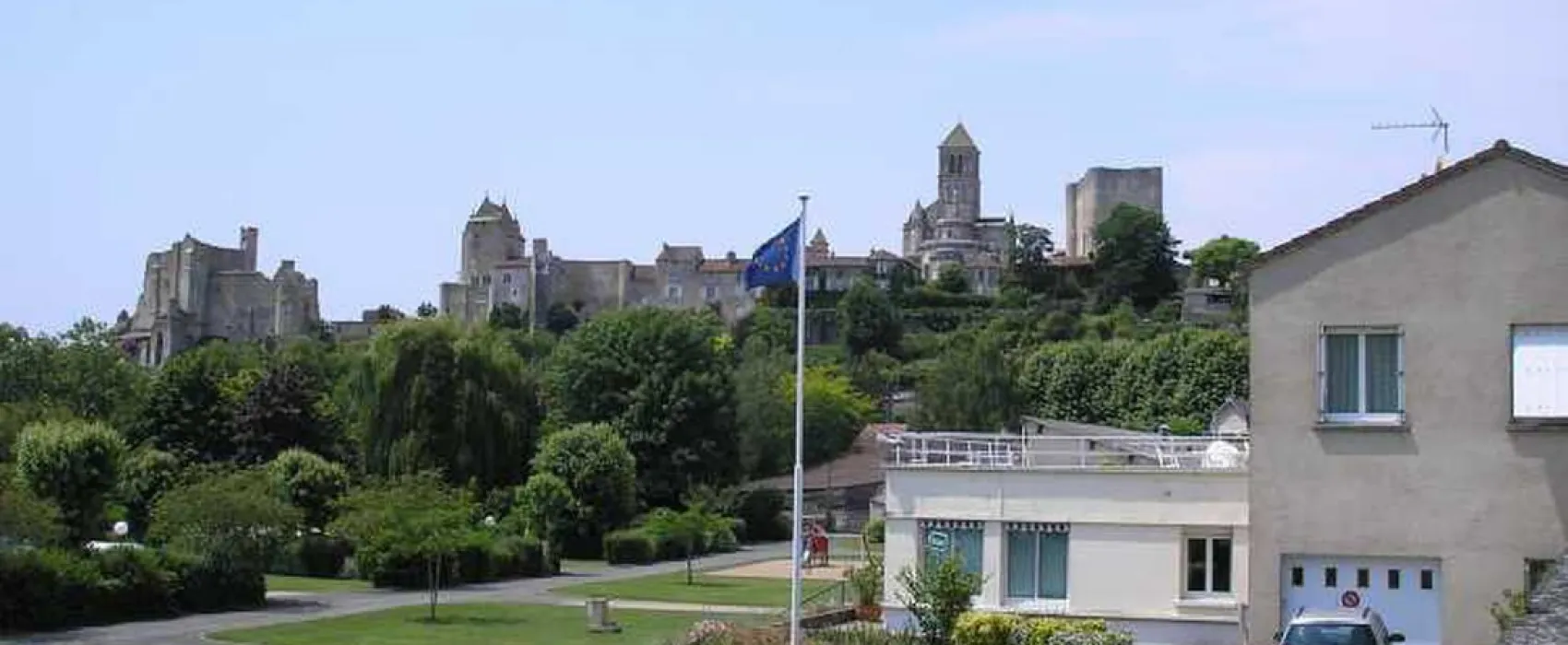 Le Camping Municipal De La Fontaine  