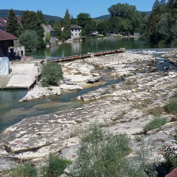 camping-le-moulin-jura-yieob