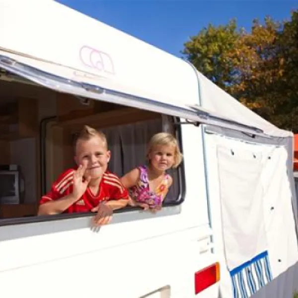 campingplatz-bostalsee-nohfeldenbosen-uoisx