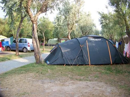 campeggio-rada-etrusca-vada-nkrzg