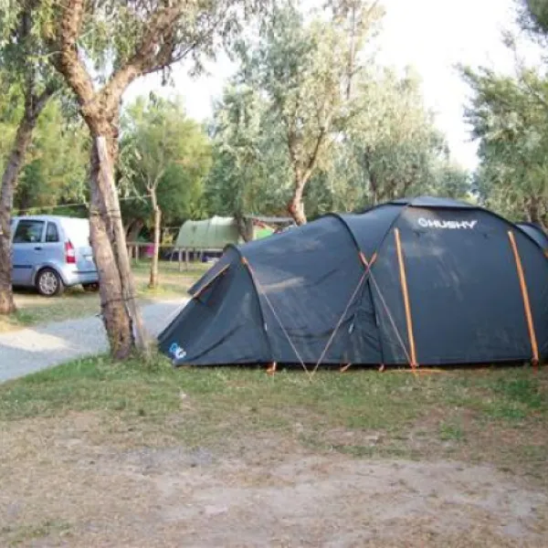 campeggio-rada-etrusca-vada-nkrzg