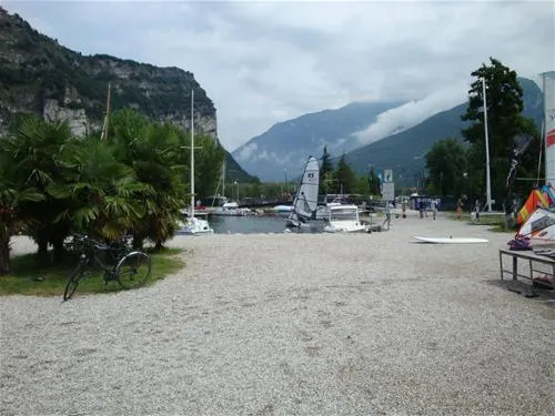 campeggio-maroadi-torbole-uljjb
