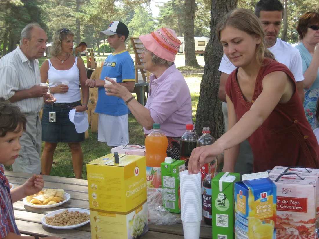 camping-municipal-les-prades-la-chaise-dieu-ouc9a