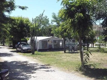 camping-la-nouzarde-ardche-3mhj9