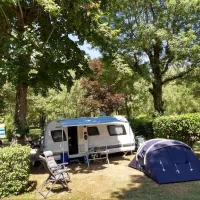 camping-des-grottes-aze-9fnzy