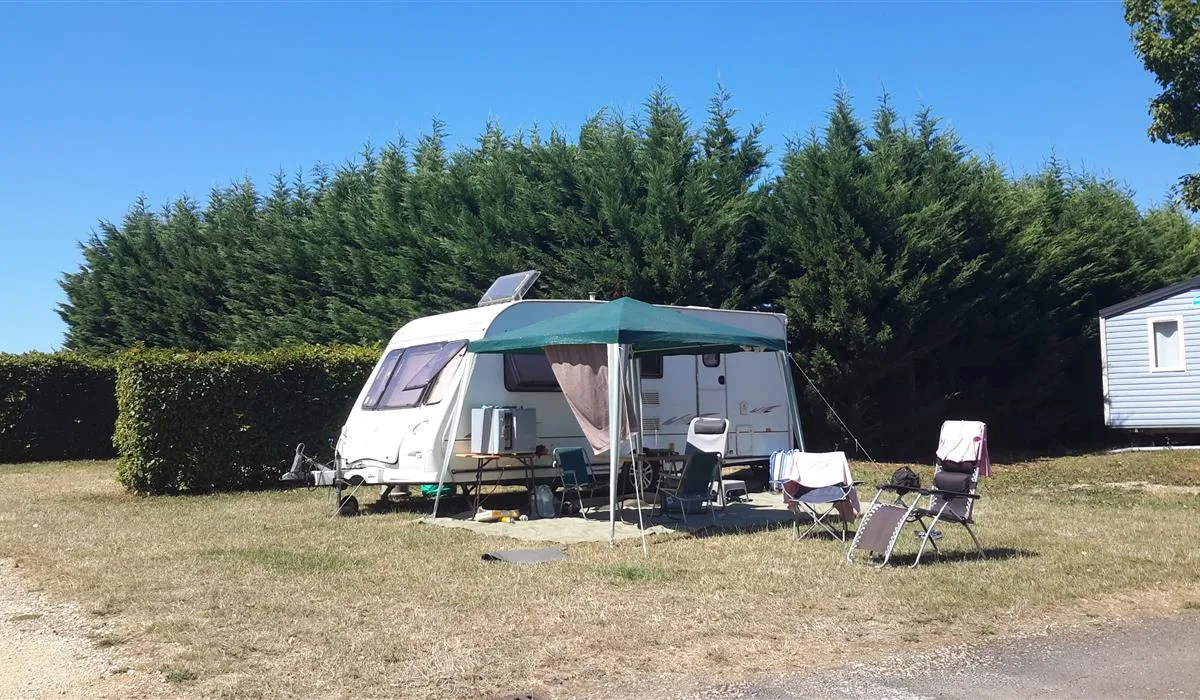 camping-des-sources-santenay-hwkgp
