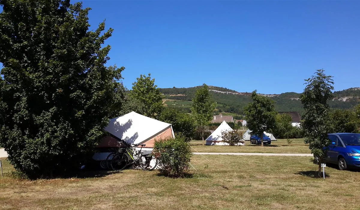camping-des-sources-santenay-vmawo