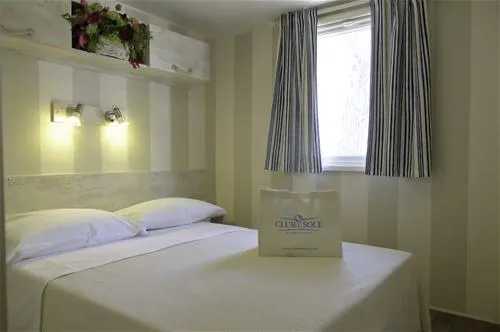 adriano-camping-village-punta-marina-terme-4bsmr