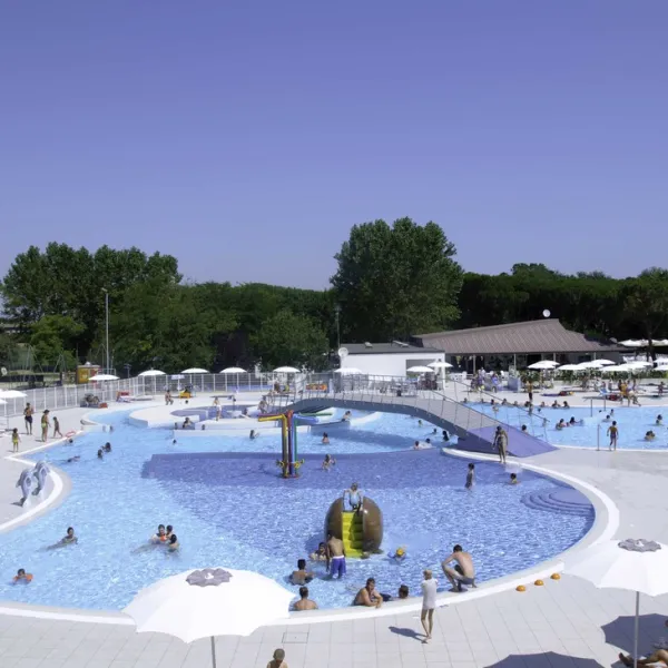 adriano-camping-village-punta-marina-terme-mzzme