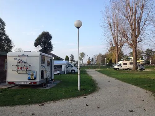 camping-terme-banovci-verej-zwry3