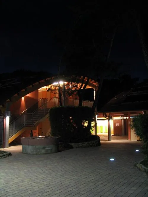 camping-village-le-esperidi-marina-di-bibbona-tr2ni