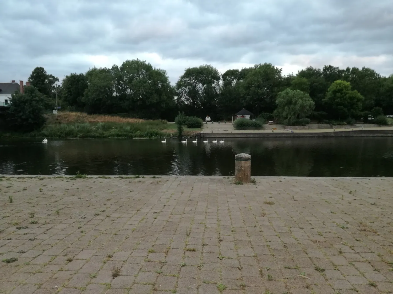 camping-isle-de-besle-guemene-penfao-uyyxa