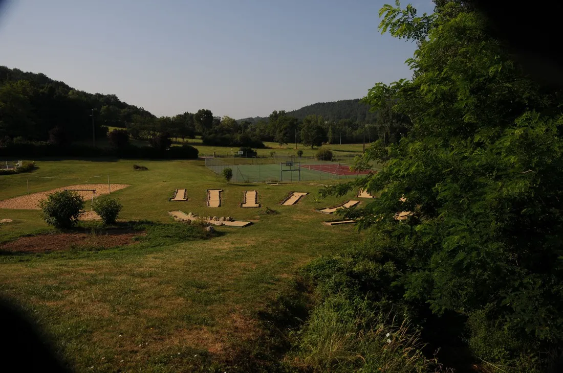 camping-le-lac-plazac-fs7pe