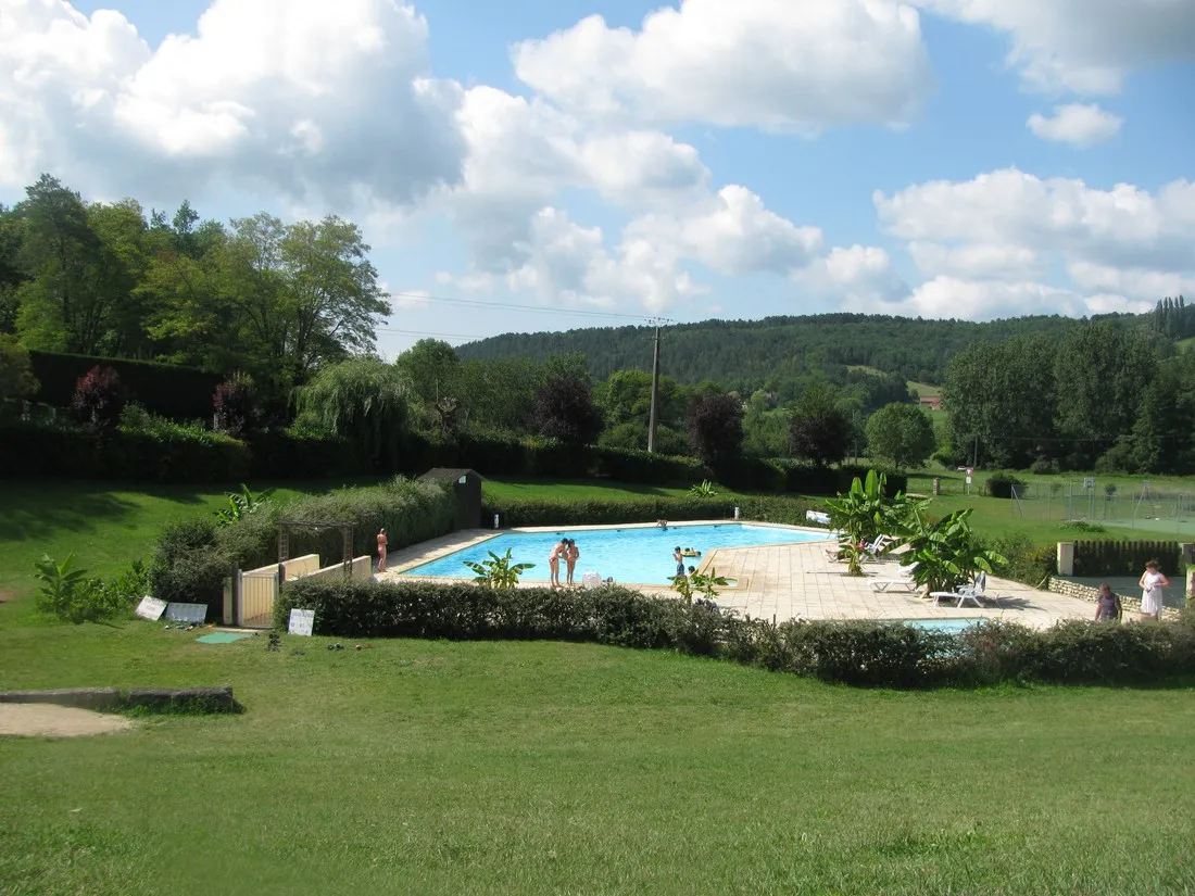 camping-le-lac-plazac-xexo3