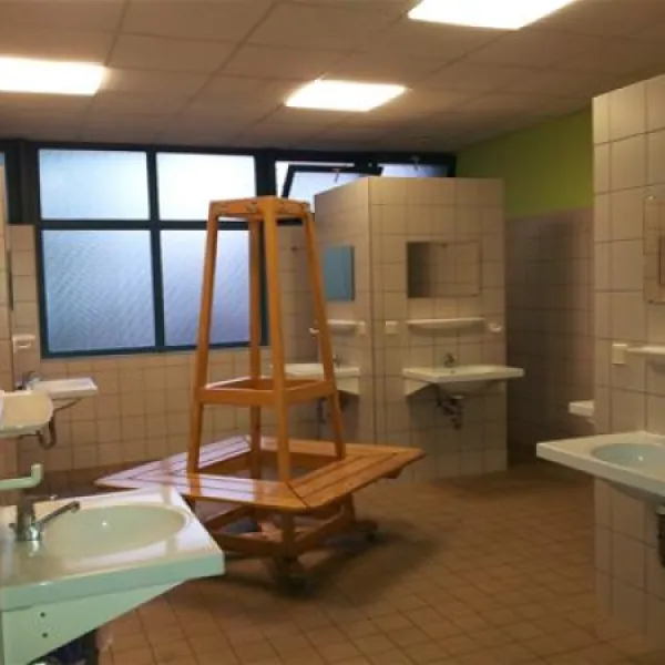 naturcamping-zwei-seen-zislow-lhrpb