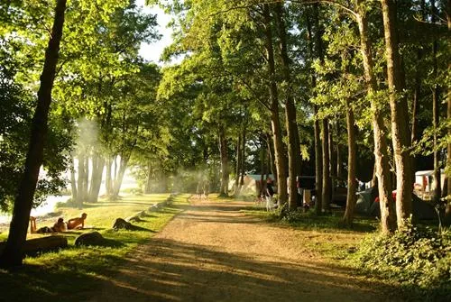 naturcamping-zwei-seen-zislow-v04fe