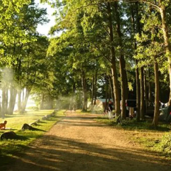 naturcamping-zwei-seen-zislow-v04fe