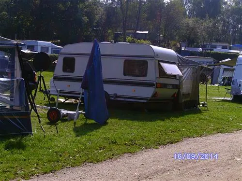 naturcamping-zwei-seen-zislow-yh96s