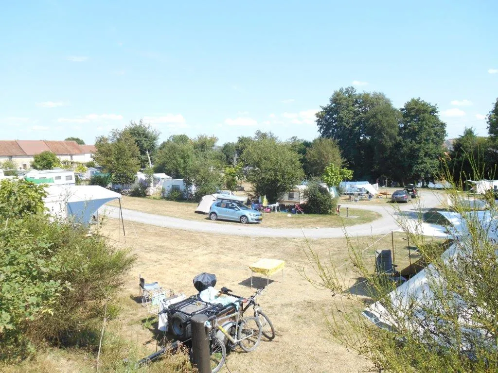 camping-la-garenne-eguzon-dr7ey