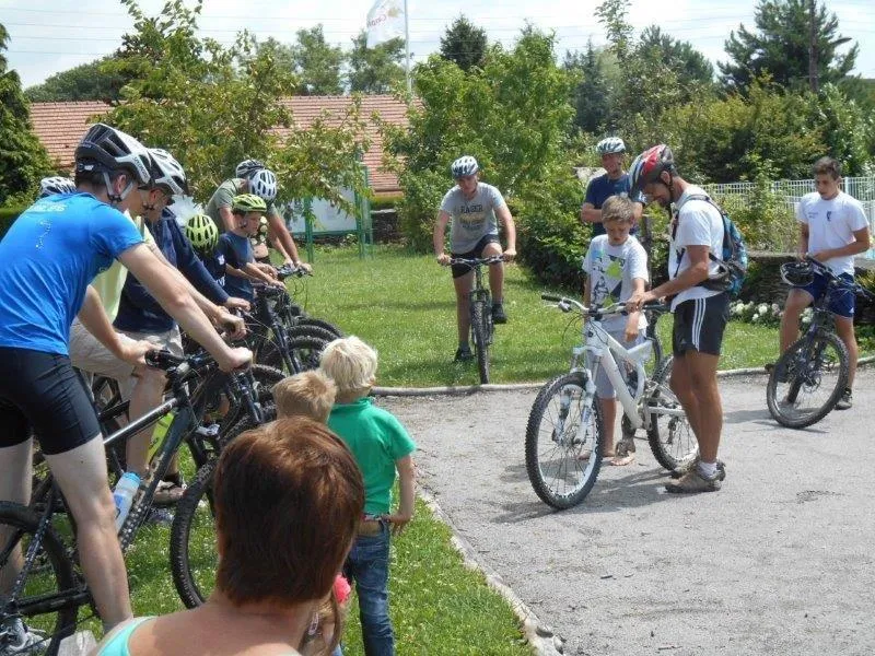 camping-la-garenne-eguzon-h4svj