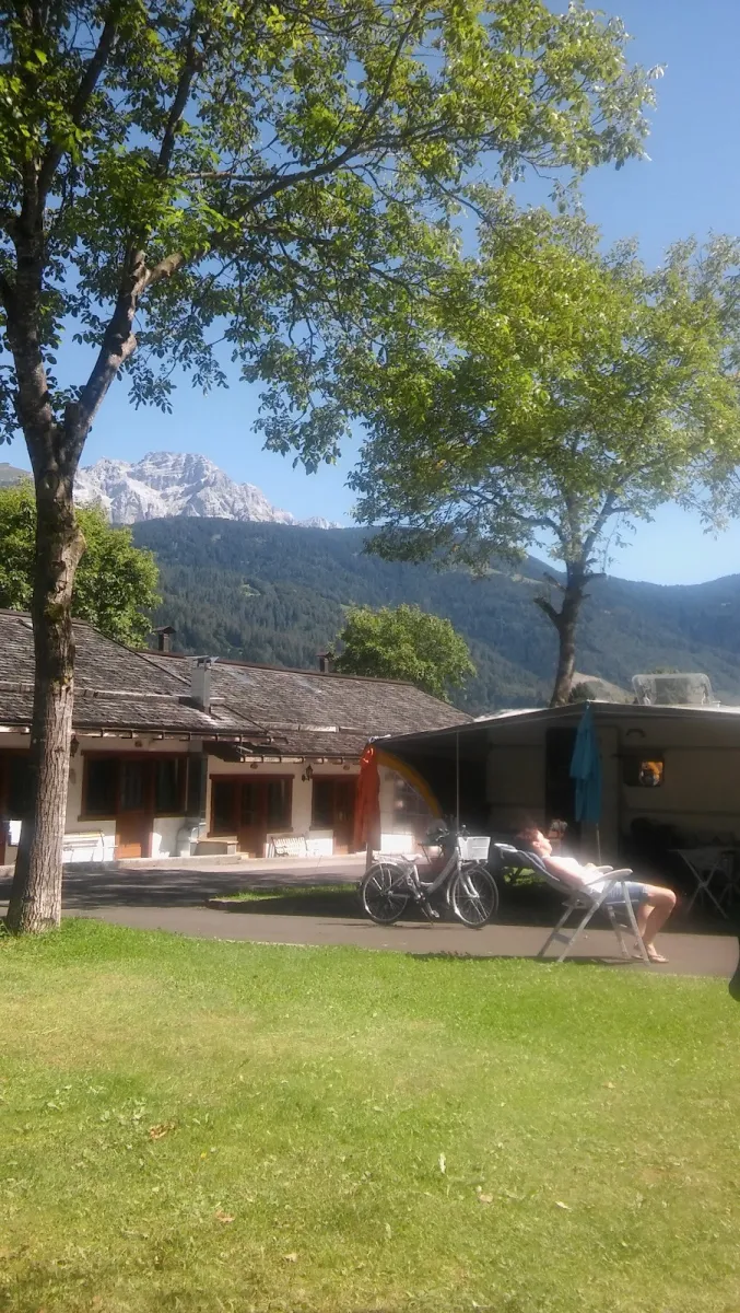 camping-parco-adamello-carisolo-bei-pinzolo-amzwp