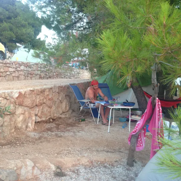 camping-horizon-primoten-4ai0h