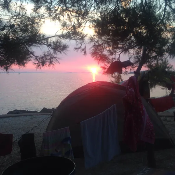 camping-horizon-primoten-9p4ow