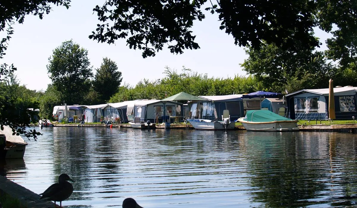 camping-de-weerribben-kalenberg-afwfi
