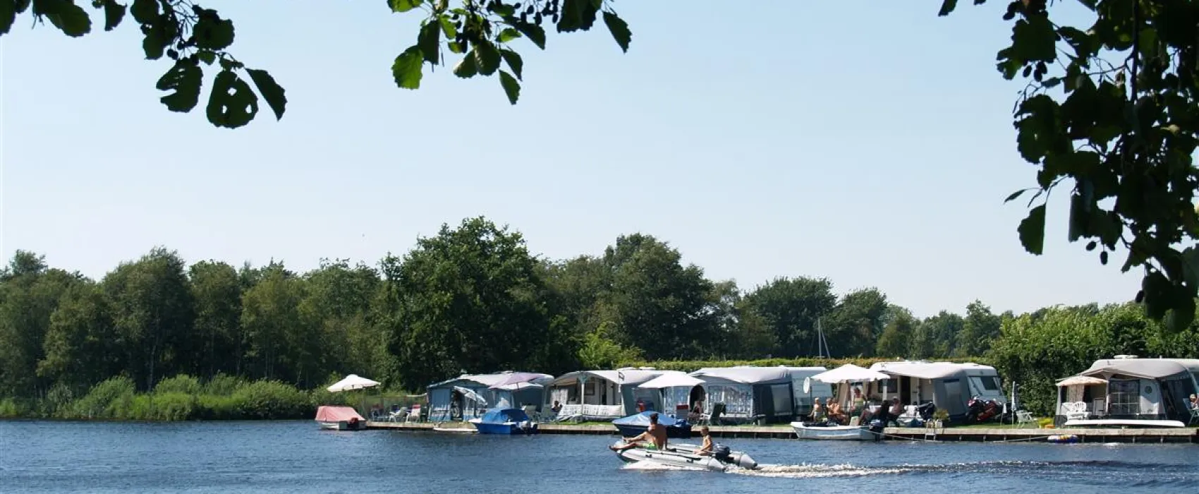 Camping De Weerribben