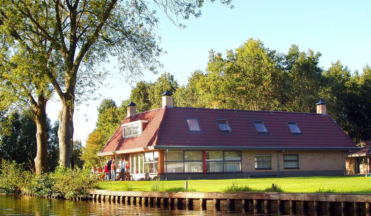 camping-de-weerribben-kalenberg-aopuy