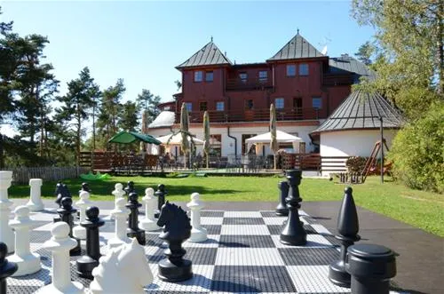 camp-varry-karlovy-vary-grg8k