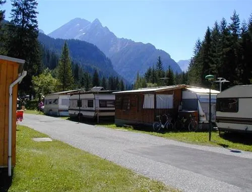 campeggio-marmolada-canazei-r7lhe