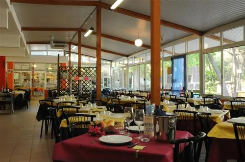 camping-villaggio-del-sole-marina-romea-bei-ravenna-b7dcv