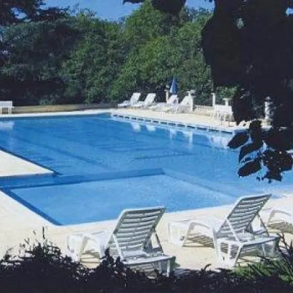 Camping Château de Lacomté
