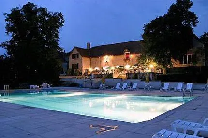 camping-chteau-de-lacomt-lot-xdm13