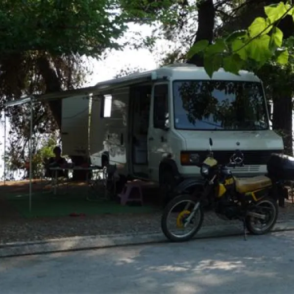 camping-rovies-rovies-2xcg3