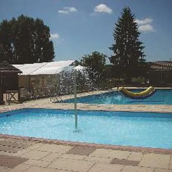 camping-le-val-damour-jura-qetuv