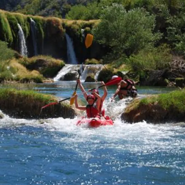 camping-turist-grabovac-rakovica-plitvika-jezera-aycph