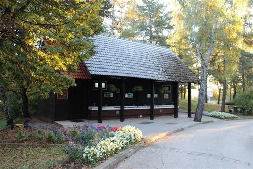 camping-turist-grabovac-rakovica-plitvika-jezera-ipekz