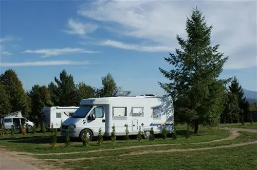 camping-turist-grabovac-rakovica-plitvika-jezera-upwls